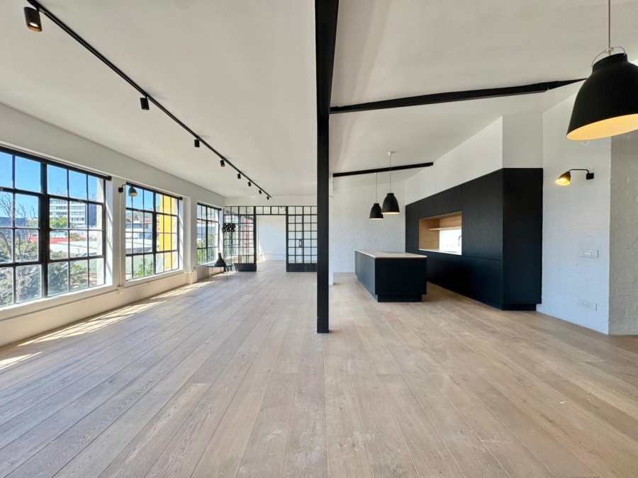 1 Bedroom Property for Sale in Woodstock Western Cape